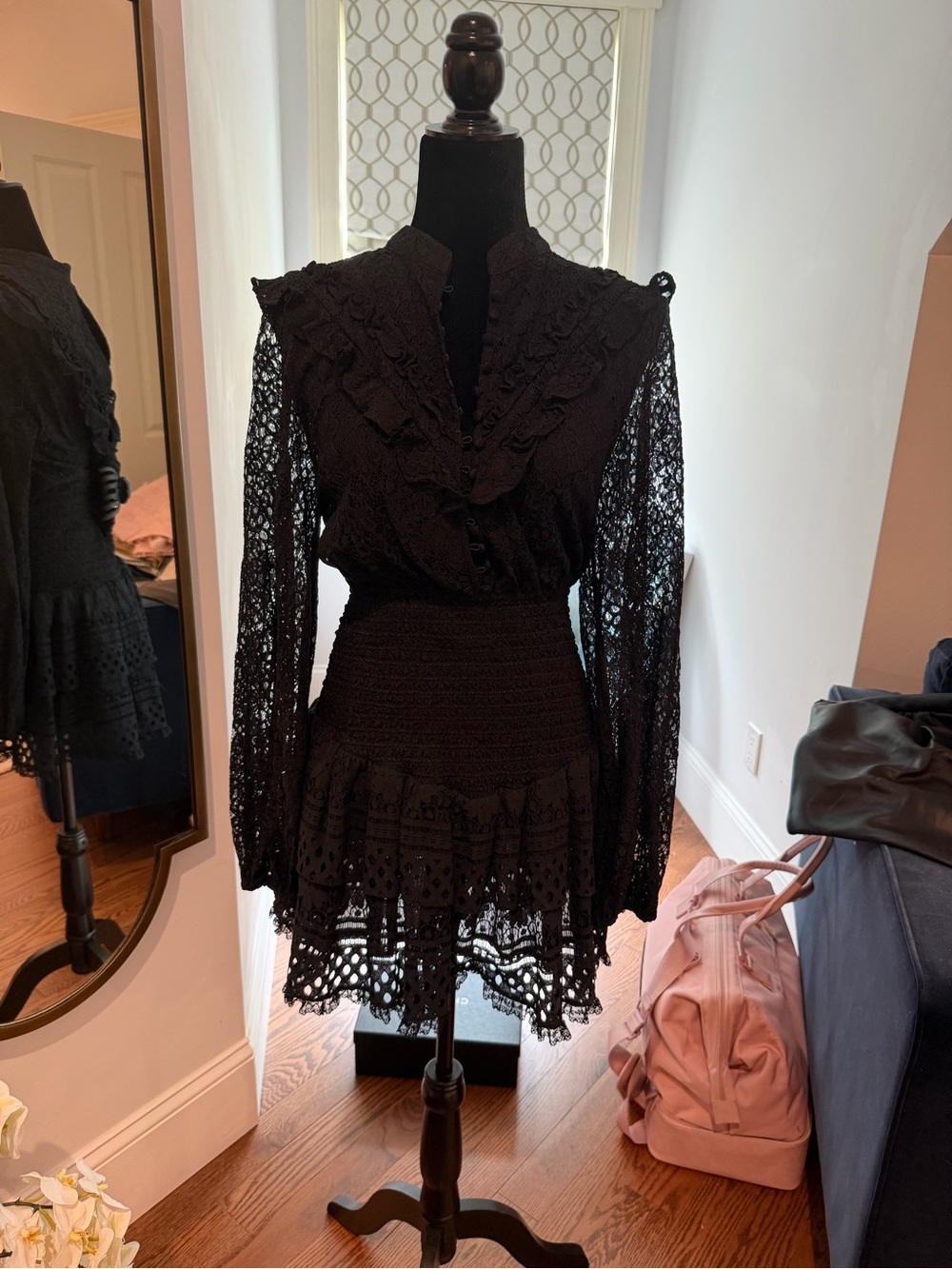 HEMANT & NANDITA Black Lace Ruffle Tunic Top